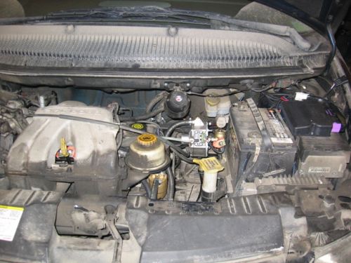 Dodge Caravan 2.4L 4cil